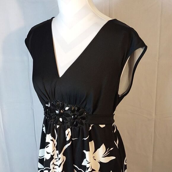 ECI New York Beaded Mini Dress - Picture 7 of 9